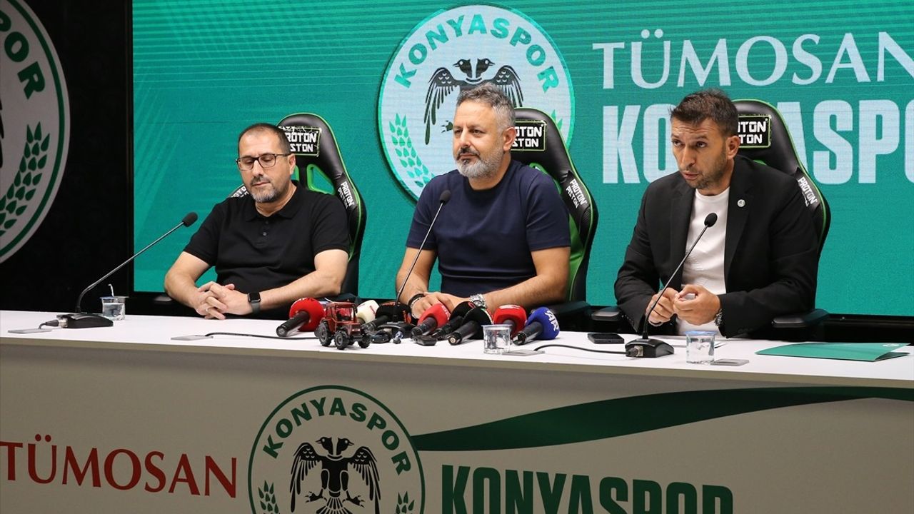 TÜMOSAN Konyaspor'dan Transfer Açıklamaları: Sağ Bek Arayışı