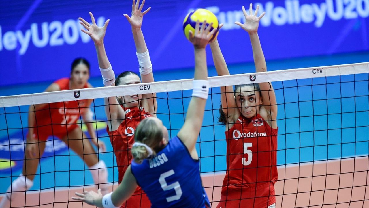 Türkiye 20 Yaş Altı Kadın Voleybol Takımı Avrupa Şampiyonu