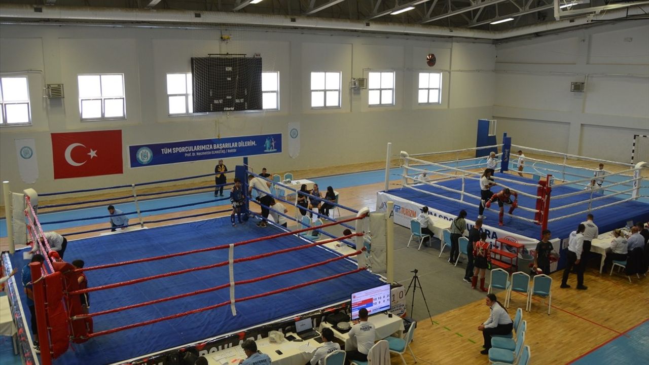 Türkiye Minikler ve Yıldızlar Muaythai Şampiyonası Bitlis'te Başladı