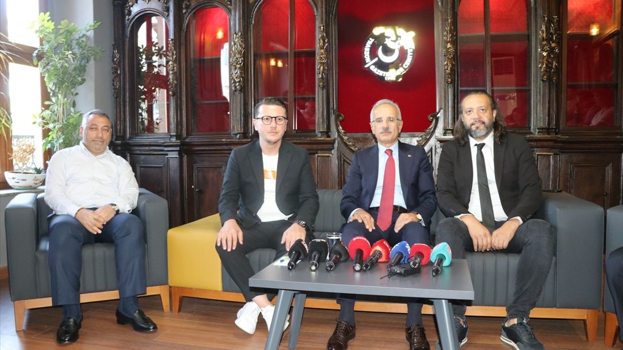 Ulaştırma Bakanı Uraloğlu'ndan Önemli Açıklamalar