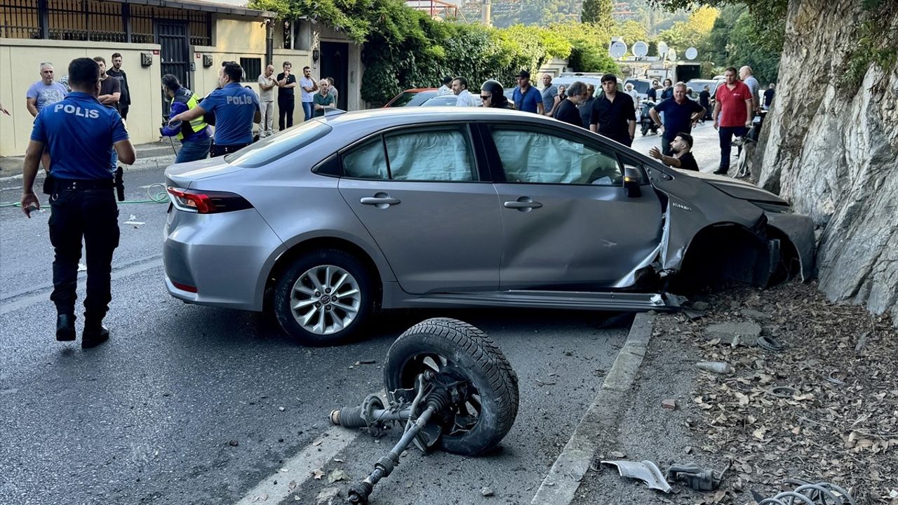 Üsküdar'da Kaza: Yaya Kadın Ağır Yaralandı