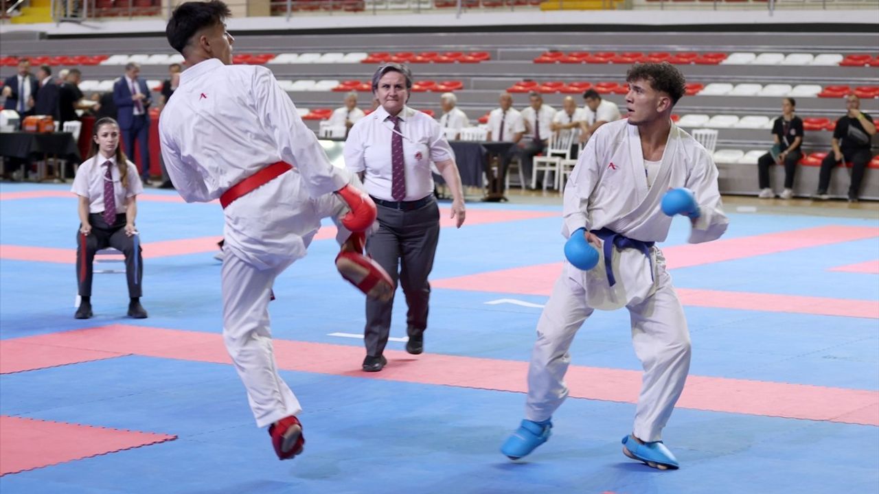 Venedik'te Karate Şampiyonası Hedefi Elde Edildi