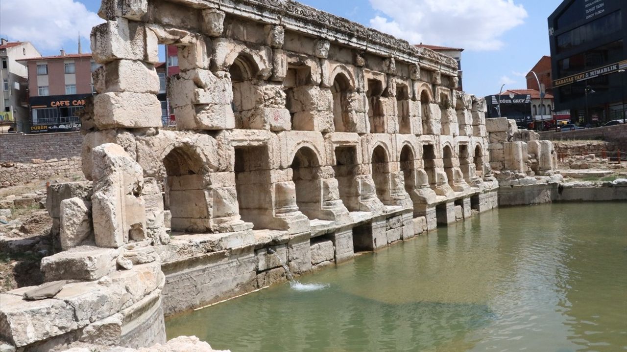 Yozgat'taki Tarihi Roma Hamamı Yeniden Ziyarete Açıldı