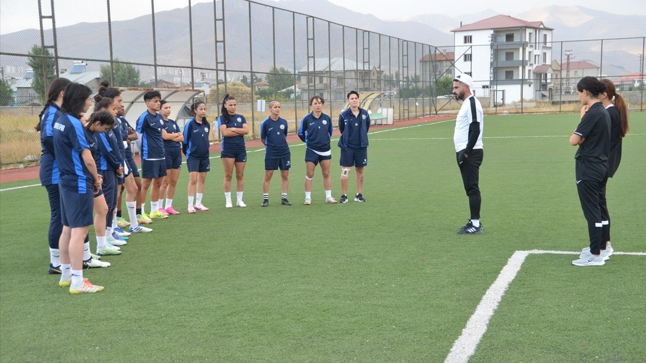 Yüksekova Spor Kulübü'nde Hedef Şampiyonluk