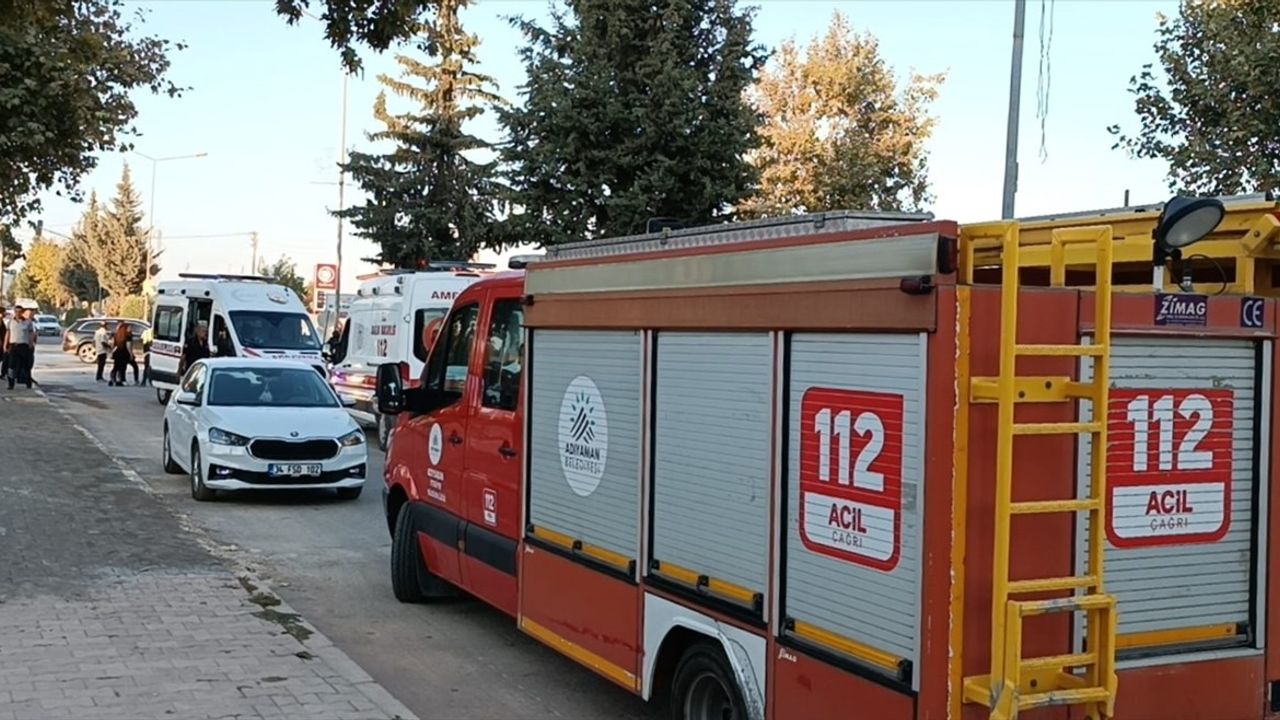 Adıyaman'da Trafik Kazası: 3 Yaralı