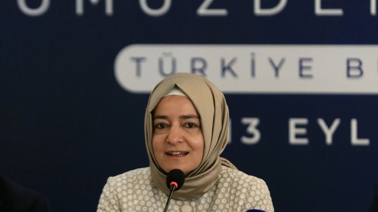 AK Parti Genel Başkan Yardımcısı Fatma Betül Sayan Kaya, 2028 Seçimleri İçin Hazırlıklarına Başladı