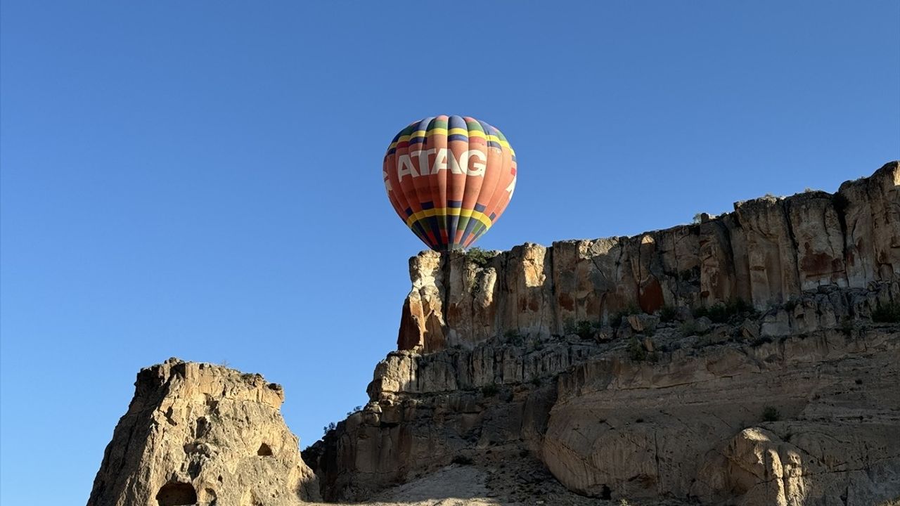 Aksaray'da Medya Temsilcileri Ihlara Vadisi'nde Sıcak Hava Balonuyla Uçtu