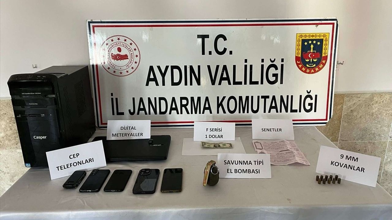 Aydın'da FETÖ Şüphelisinde El Bombası ve 1 Dolar