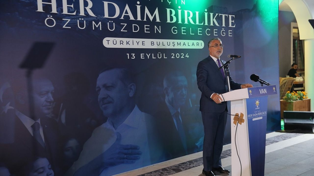 Bakan Işıkhan'dan Van'da Terörle Mücadele Vurgusu