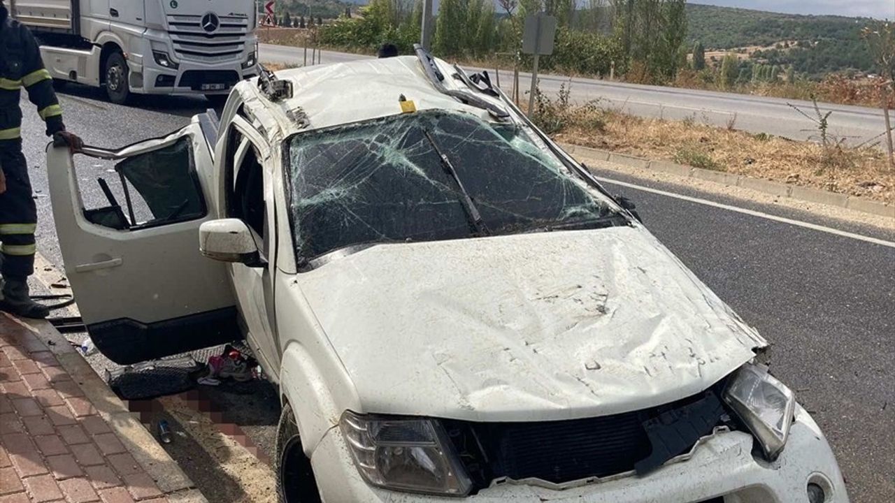 Bilecik'te Trafik Kazası: 1 Ölü, 3 Yaralı