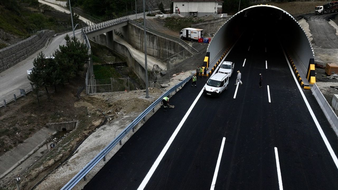 Bolu Dağı Tüneli İstanbul Yönü 38 Gün Aradan Sonra Yeniden Ulaşıma Açıldı