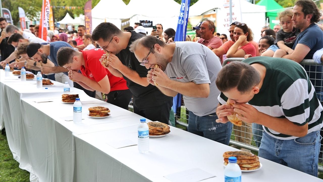 Bursa Gastronomi Festivali'nde Cantık Yeme Yarışması Heyecanı