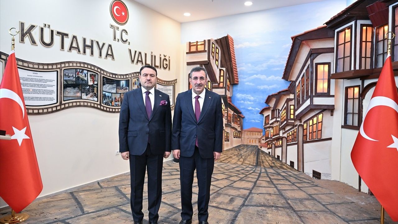 Cevdet Yılmaz Kütahya'da Türkiye Buluşmaları etkinliğinde konuştu