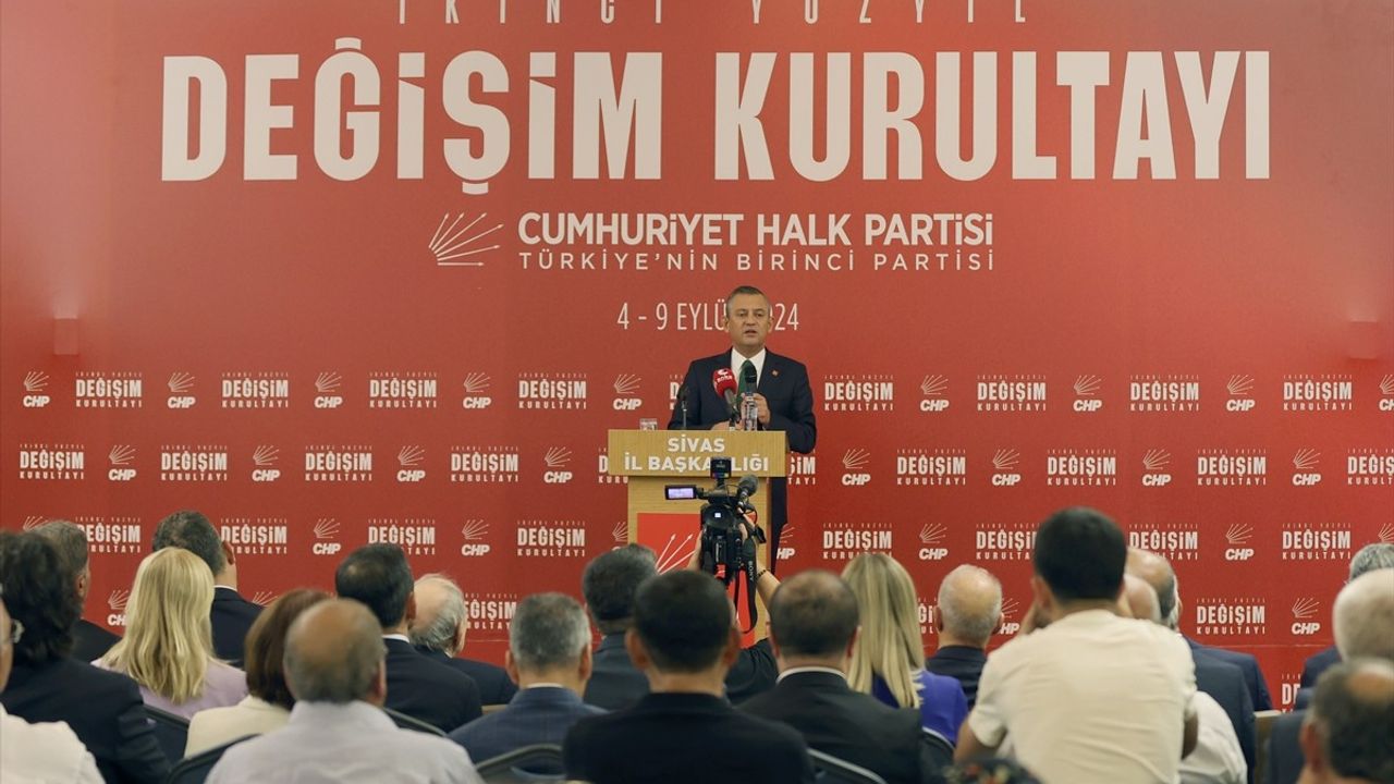 CHP Genel Başkanı Özgür Özel'in Sivas'taki Değişim Kurultayı Konuşması