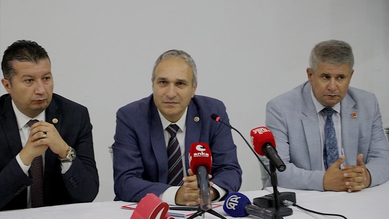 CHP'li Özçağdaş: Eğitimde Her Kaybedilen Gün, On Yıl Sürecek Zararlar Doğuruyor