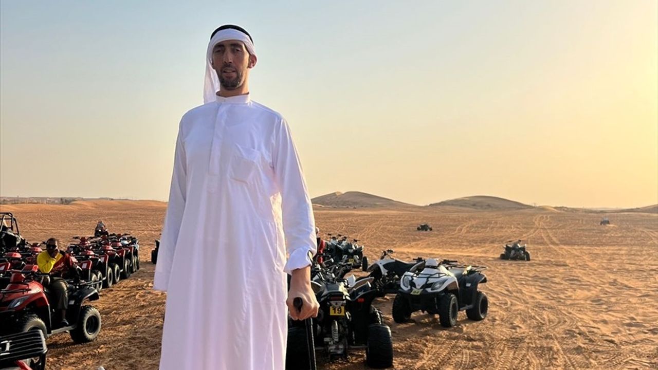 Dünyanın En Uzun Adamı Sultan Kösen, Dubai'de Çöl Safarisi Yaptı