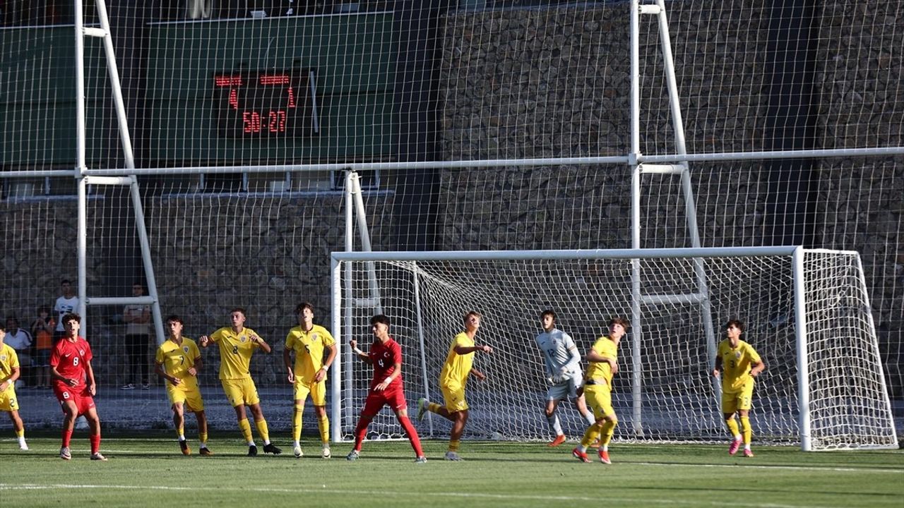 Erciyes Yüksek İrtifa Futbol Turnuvası'nda Milliler Fırtına Gibi