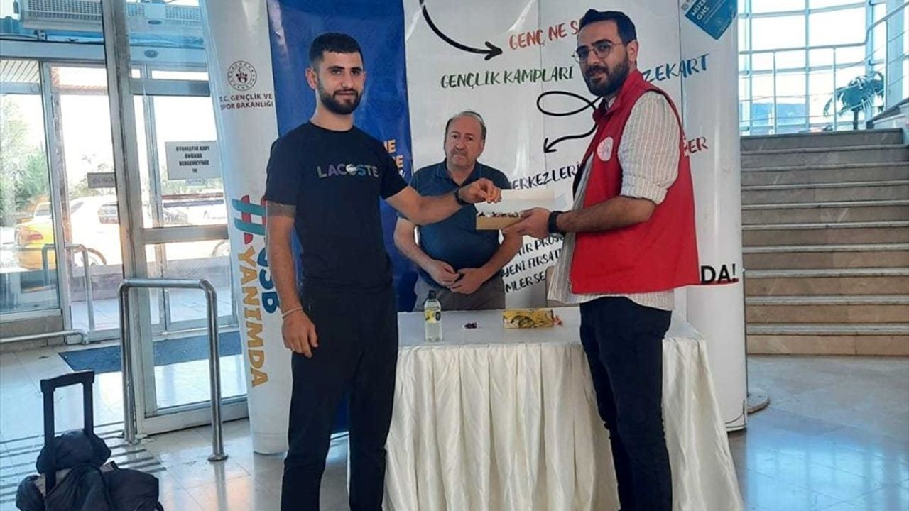 Erzurum'da Üniversite Kazanan Öğrencilere Hoşgeldin