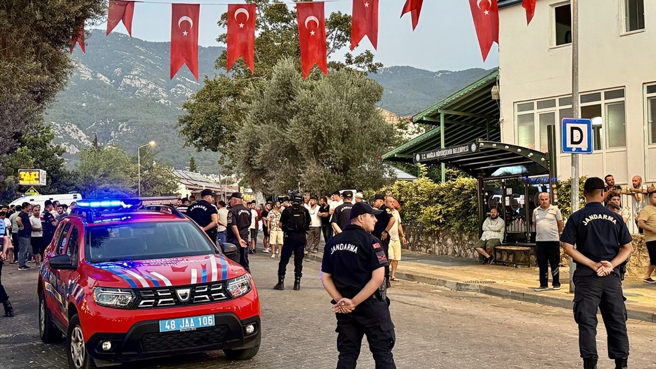 Fethiye'de Kavga: 13 Yaralı