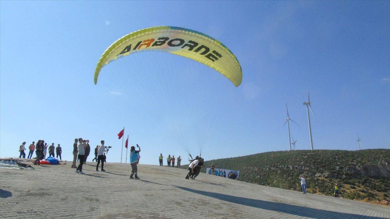 Gaziantep Yamaç Paraşütü Festivali heyecanıyla başladı