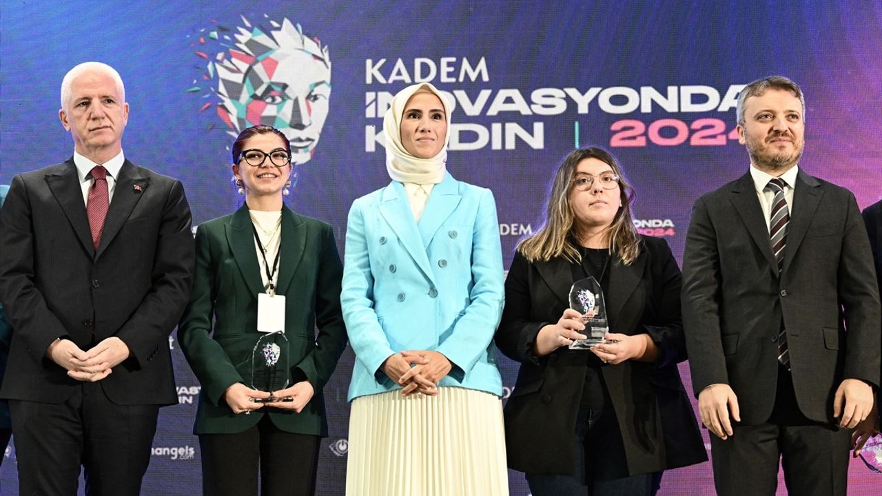 İnovasyonda Kadın Programı'nın 8. Girişimcilik Kampı Ödül Töreni İstanbul'da Gerçekleşti