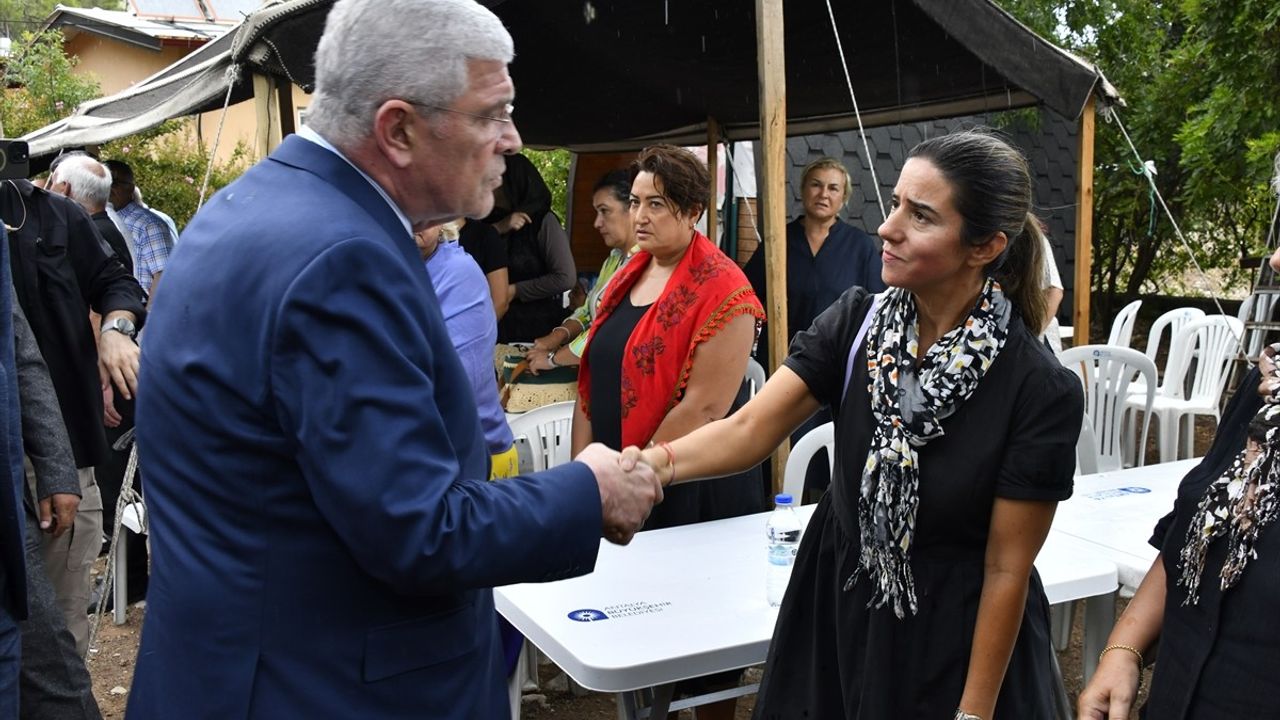 İYİ Parti Lideri Dervişoğlu, Cemal Dönmezer'in Cenaze Törenine Katıldı