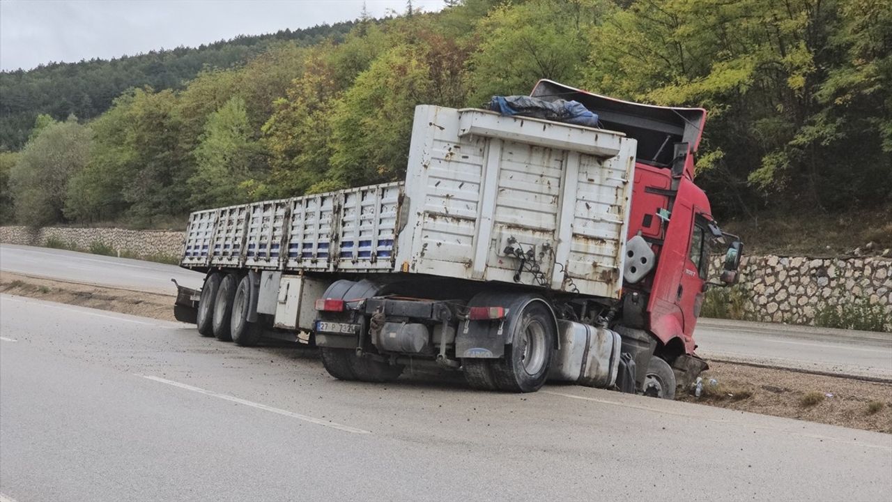 Karabük'te Üç Ayrı Trafik Kazası: 3 Yaralı