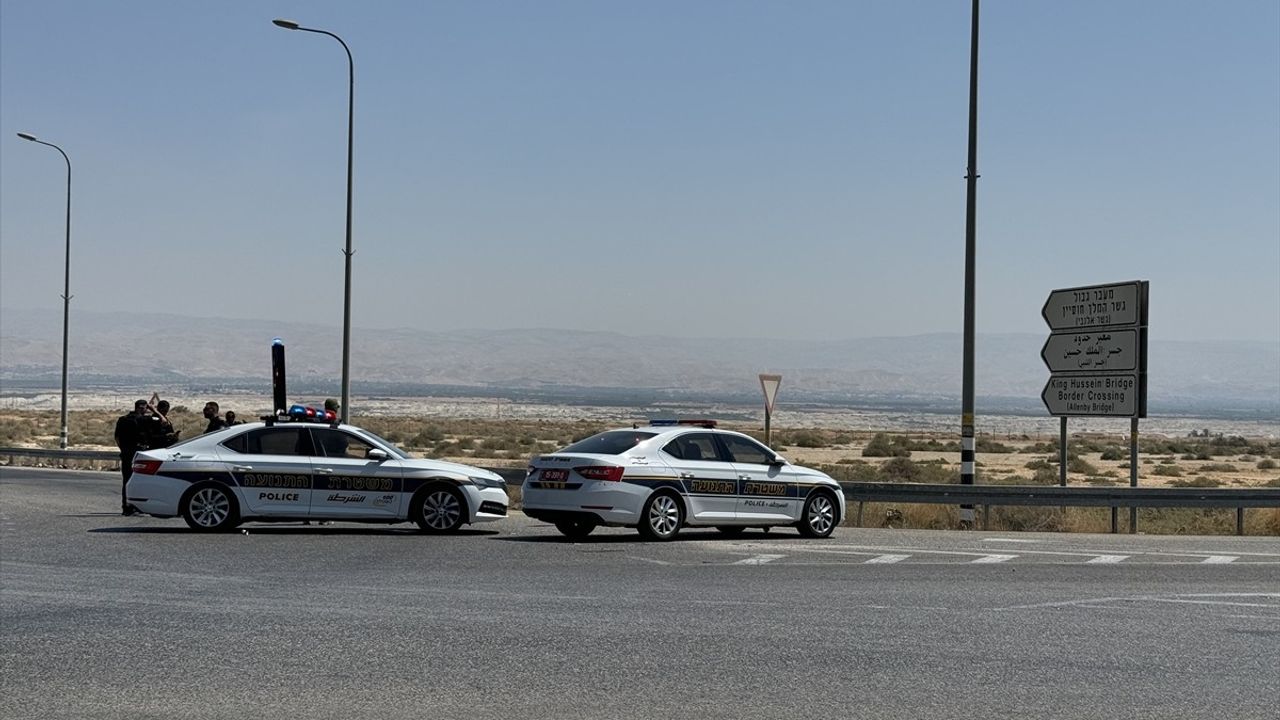 Kral Hüseyin Sınır Kapısı'nda Silahlı Saldırı: 3 İsrailli Hayatını Kaybetti