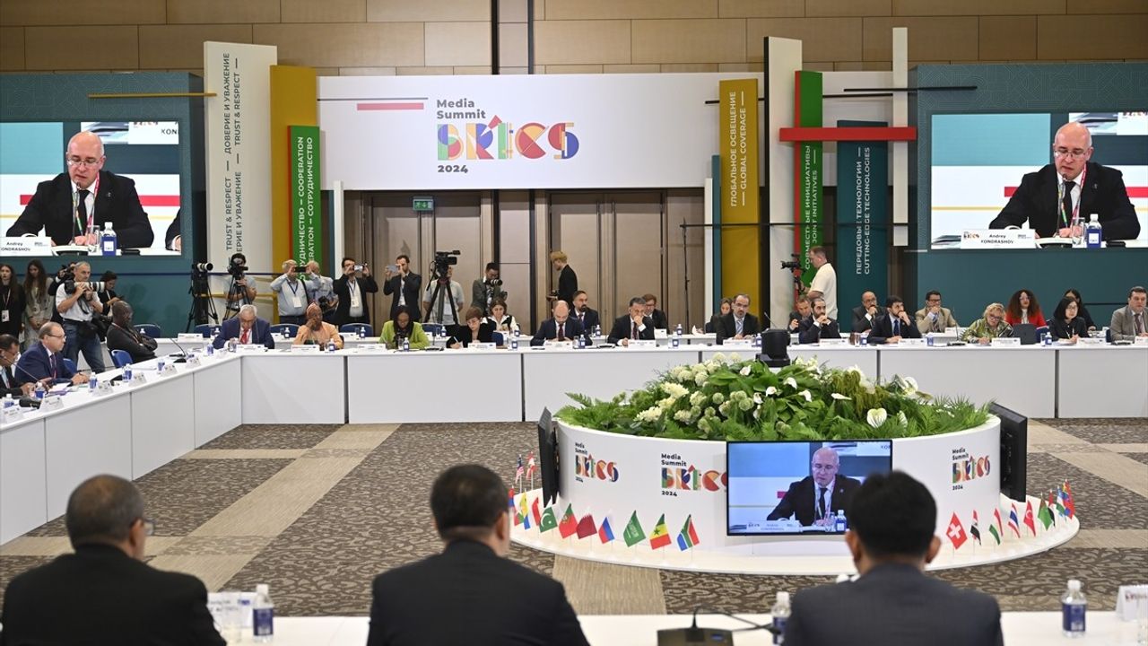 Moskova'da BRICS Medya Zirvesi Başladı