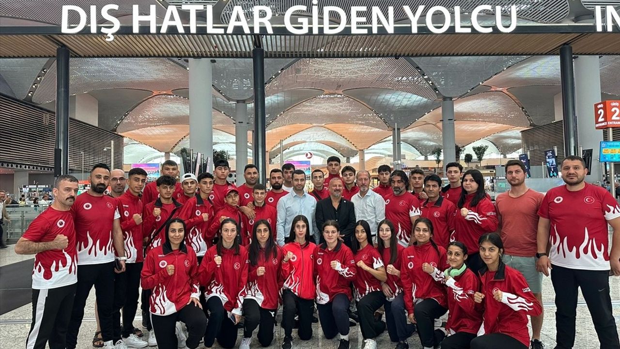 Muaythai Genç Milli Takımı Tayland'a Uğurlandı