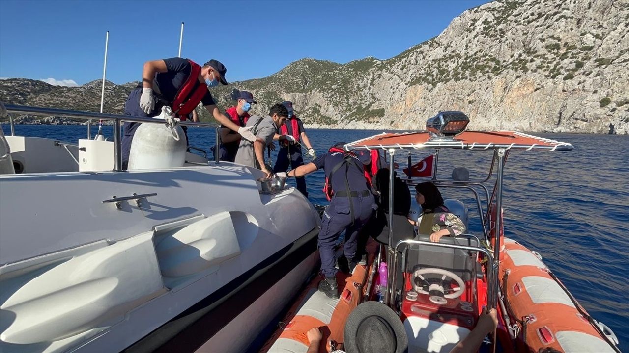 Muğla Açıklarında Düzensiz Göçmen Operasyonları