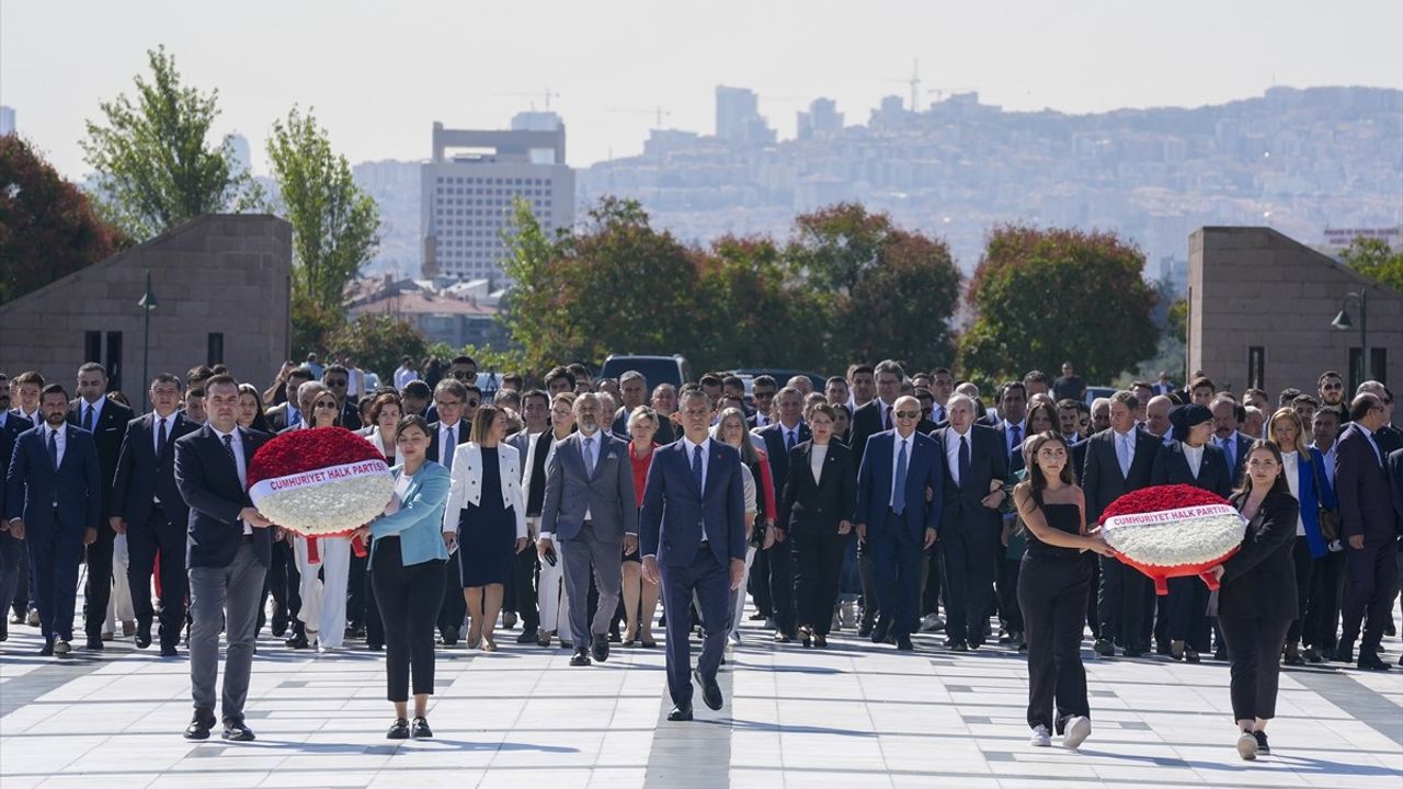 Özgür Özel, Erdoğan'ın Konuşmasını Eleştirdi