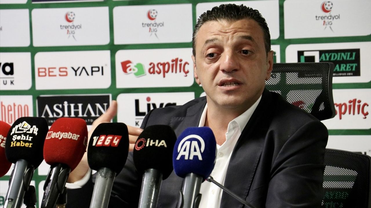 Sakaryaspor'da Olağanüstü Kongre Tartışmaları Devam Ediyor