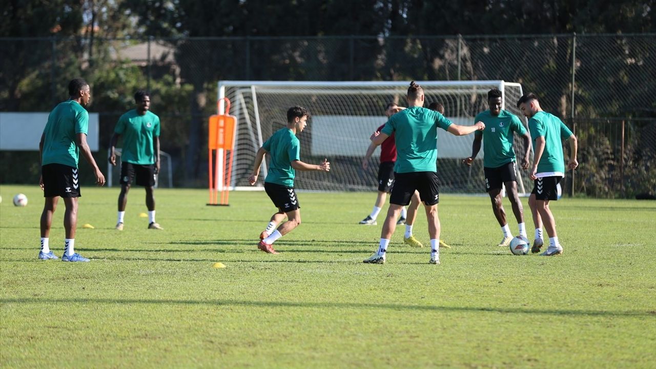 Sakaryaspor Yönetiminde Yenilik Rüzgarı: Hedef Süper Lig