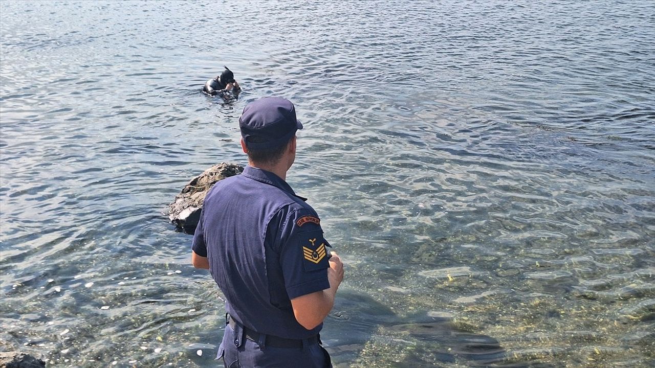 Samsun'da Kaybolan Balıkçı İçin Arama Çalışmalarına Ara Verildi