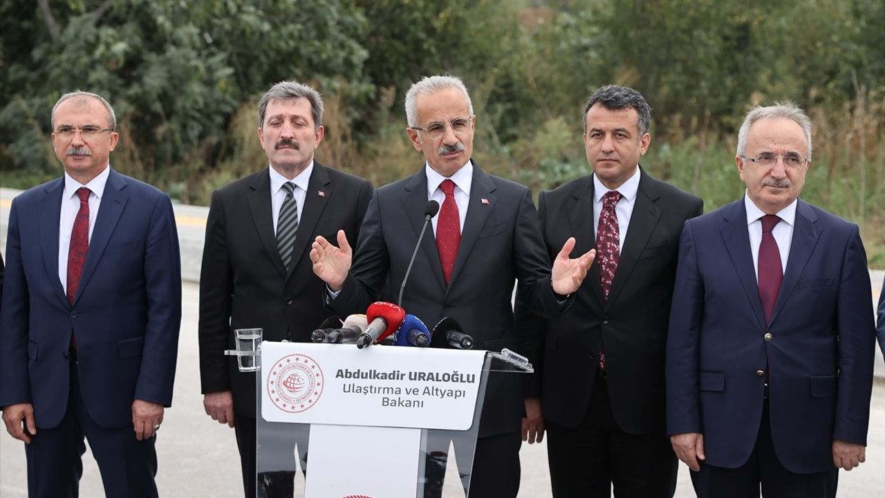 Samsun'da Yol Çalışmaları Hızla Devam Ediyor