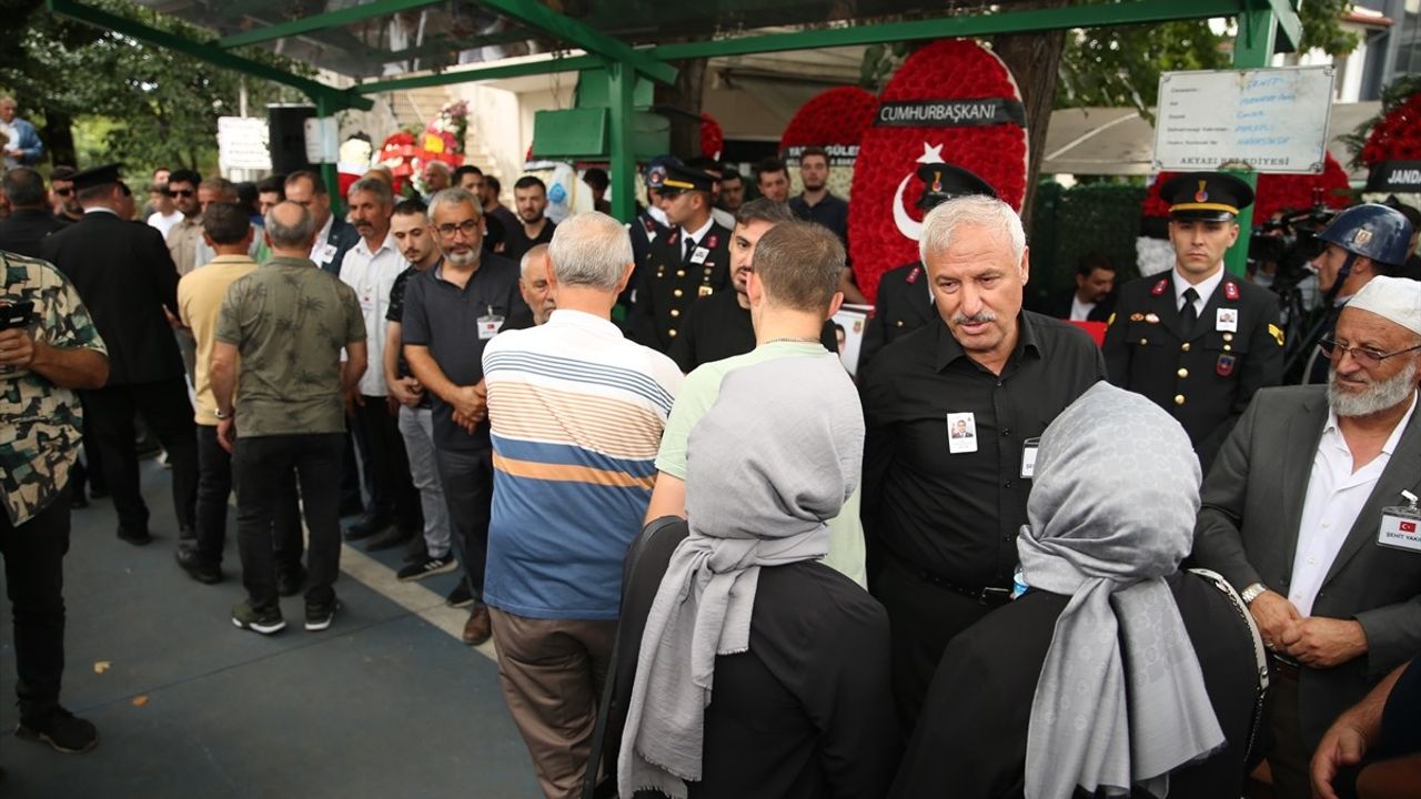 Şehit Jandarma Astsubay Çavuş Çangır Sakarya'da Son Yolculuğuna Uğurlandı