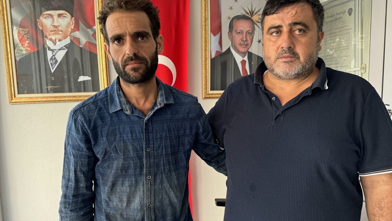 Suriyeli Kağıt Toplayıcıdan Örnek Davranış: Çöpte Bulduğu 500 Bin Lirayı Sahiplerine Ulaştırdı