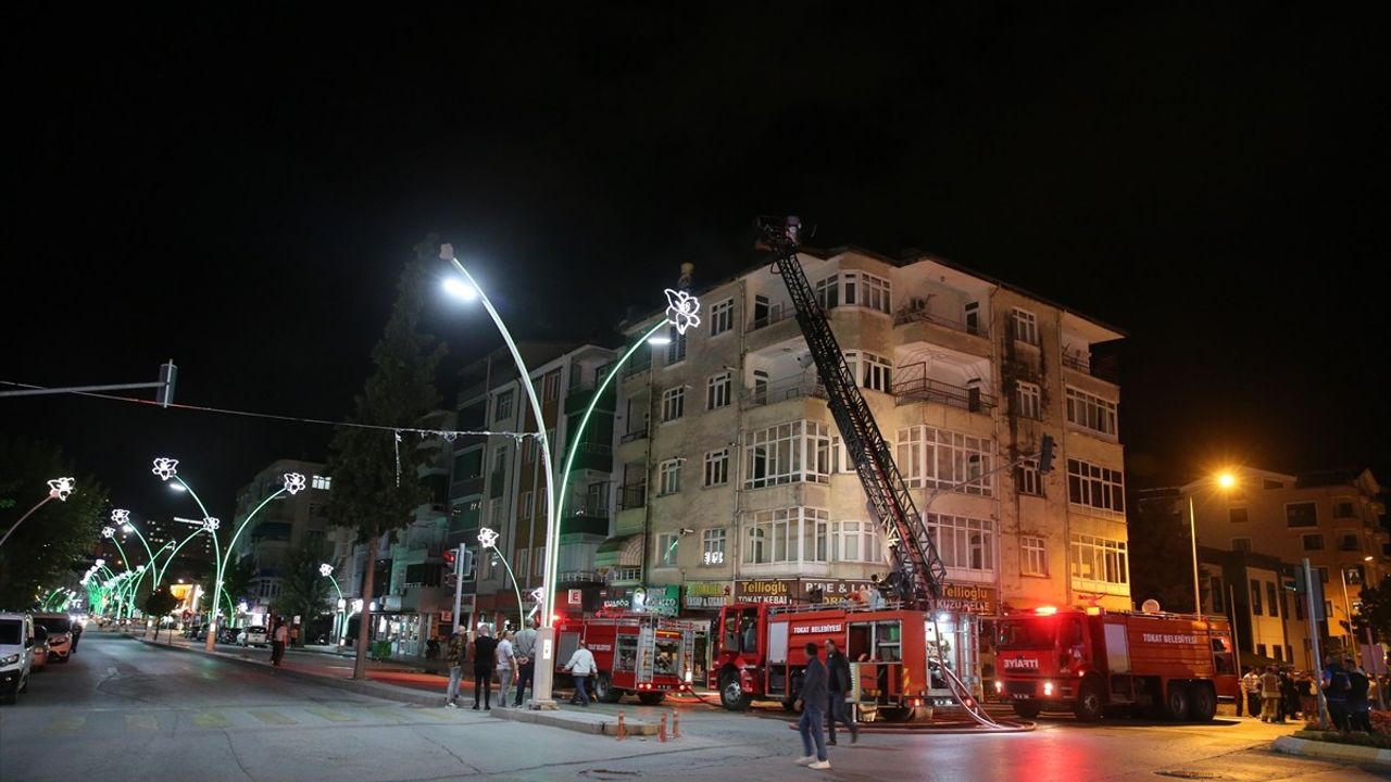 Tokat'ta Güven Apartmanında Yangın: Hasar Oluştu