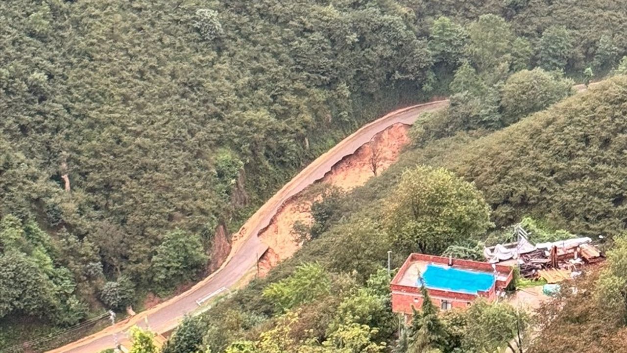 Trabzon'da Sel ve Taşkınlar: Vali Açıklamalarda Bulundu