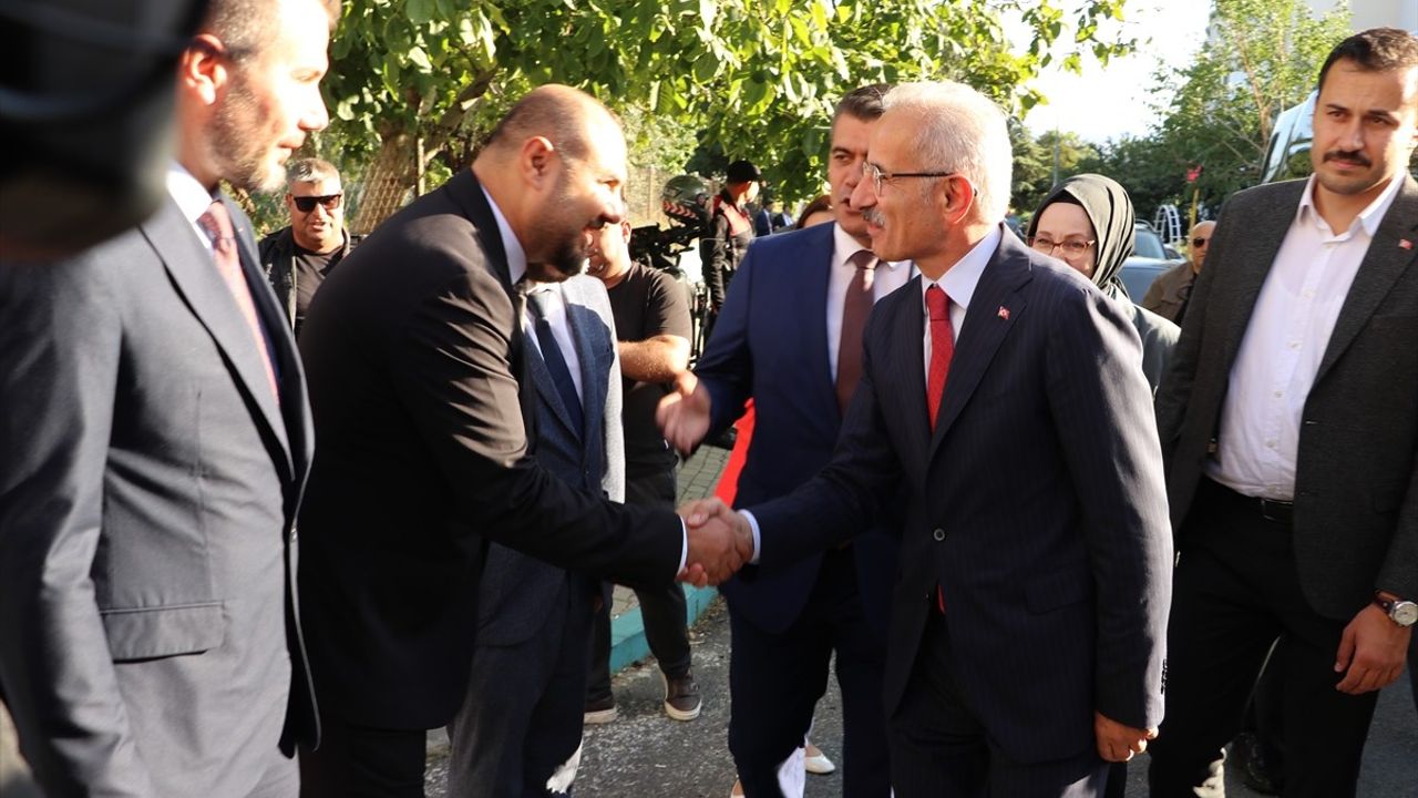 Ulaştırma ve Altyapı Bakanı Uraloğlu Tekirdağ'da Yatırımları Açıkladı