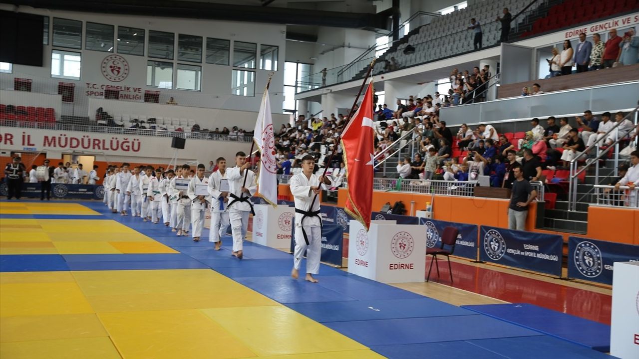 Uluslararası Edirne Judo Turnuvası Başladı