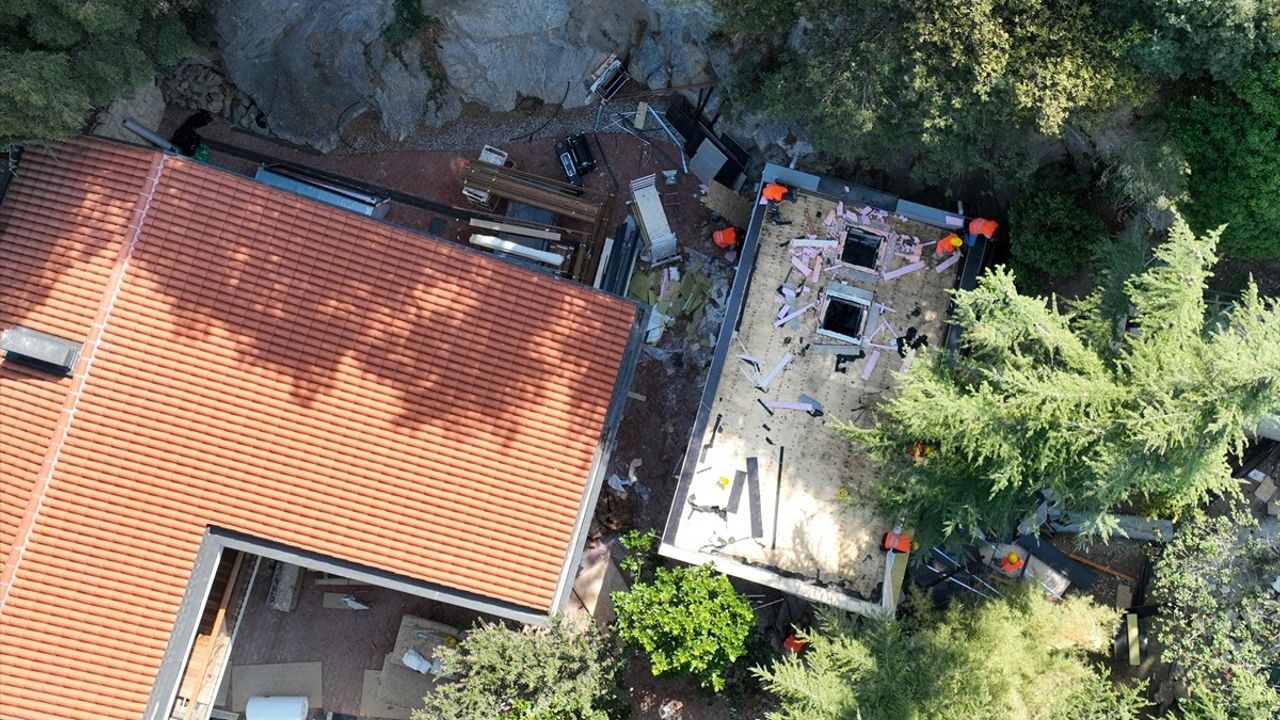 Vaniköy'deki Kaçak Yapıların Yıkımı Tamamlandı