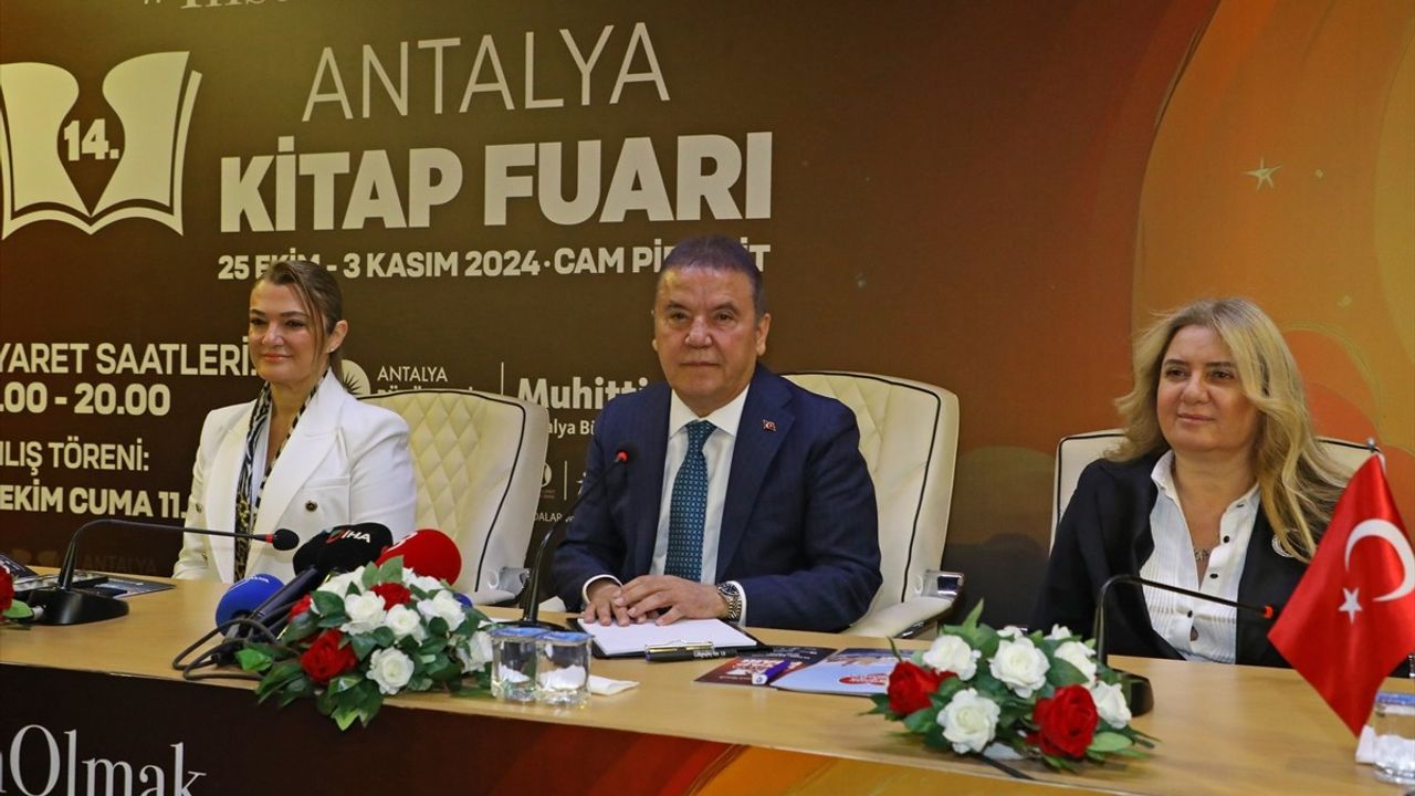 14. Antalya Kitap Fuarı 25 Ekim'de Başlıyor