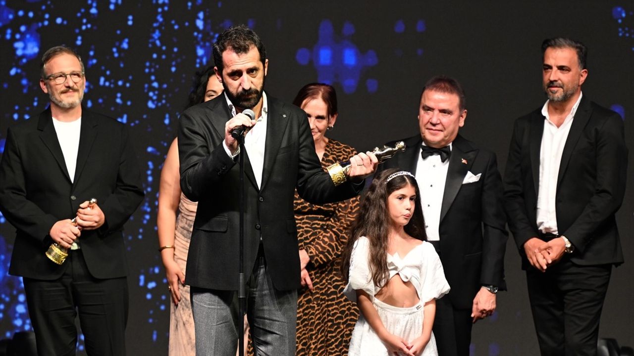 61. Uluslararası Antalya Altın Portakal Film Festivali'nde Kazananlar Açıklandı