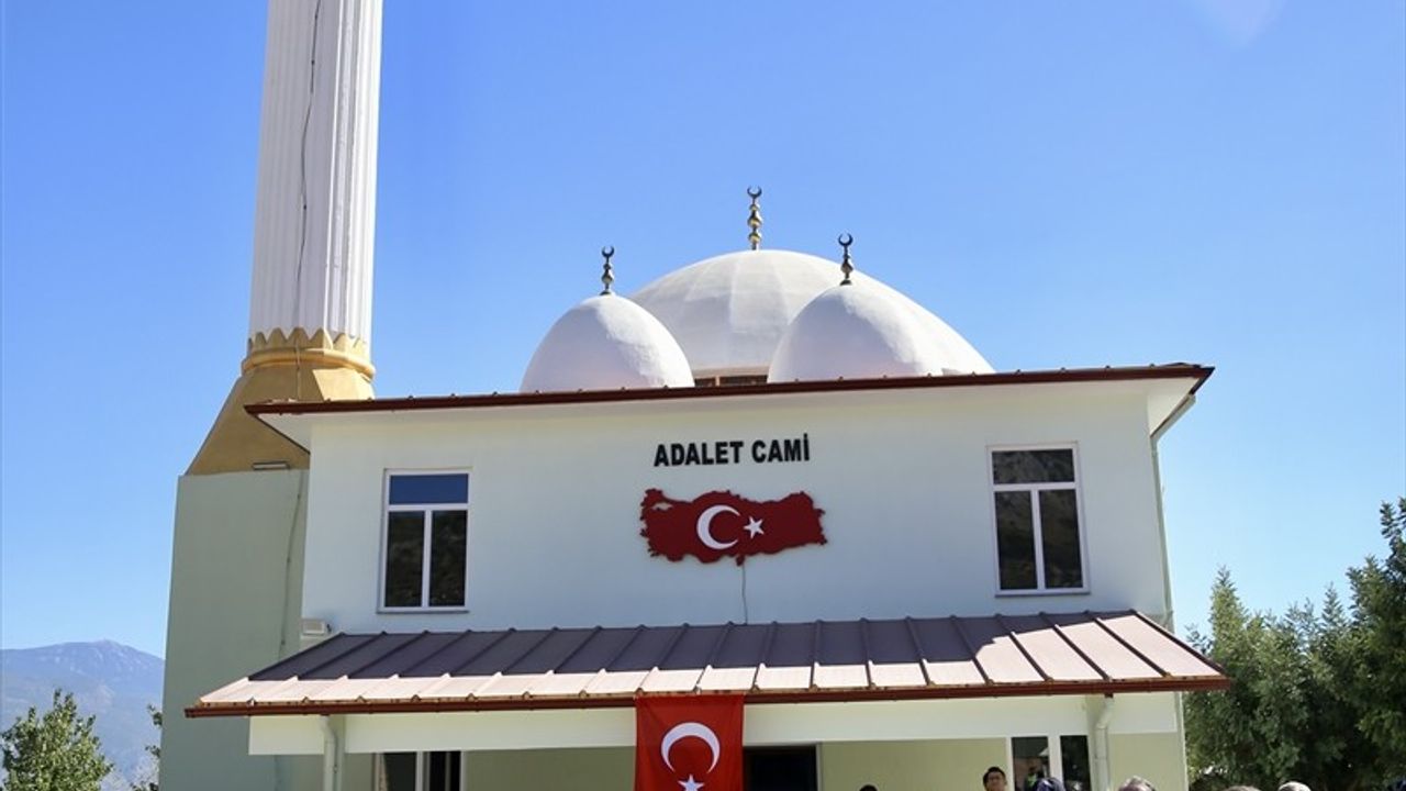 Adalet Bakanı Tunç, Seydikemer'de Eğitim ve Kültür Merkezlerini Açtı