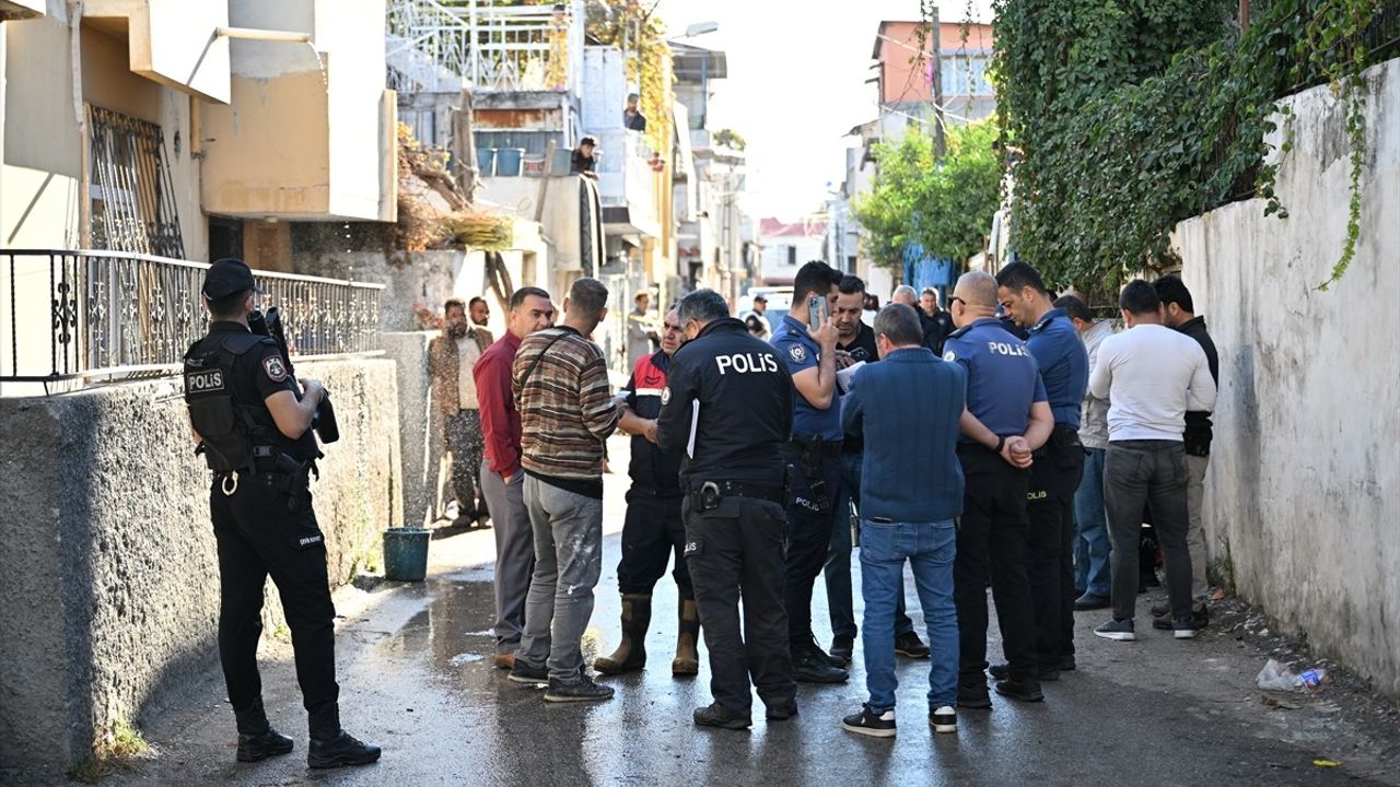 Adana'da Evde Yangın: 3 Çocuk Hayatını Kaybetti