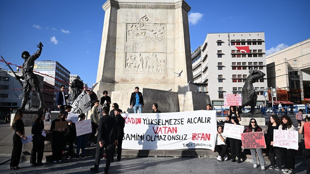 Ankara'da Üniversite Öğrencilerinden Kadın Cinayetlerine Protesto