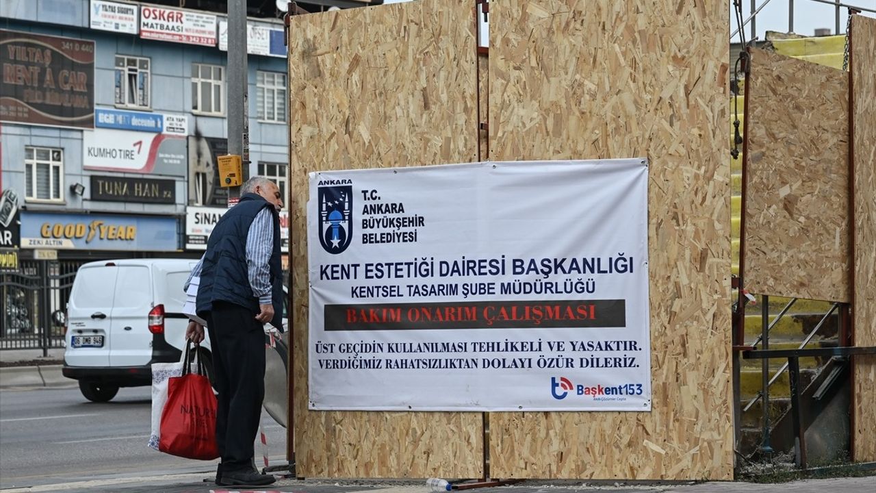 Ankara'daki Üst Geçidin Onarıma Rağmen Kullanımı Devam Ediyor