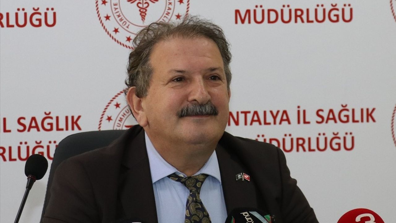 Antalya İl Sağlık Müdürü Prof. Dr. Behzat Özkan’dan Acil Servis Vurgusu